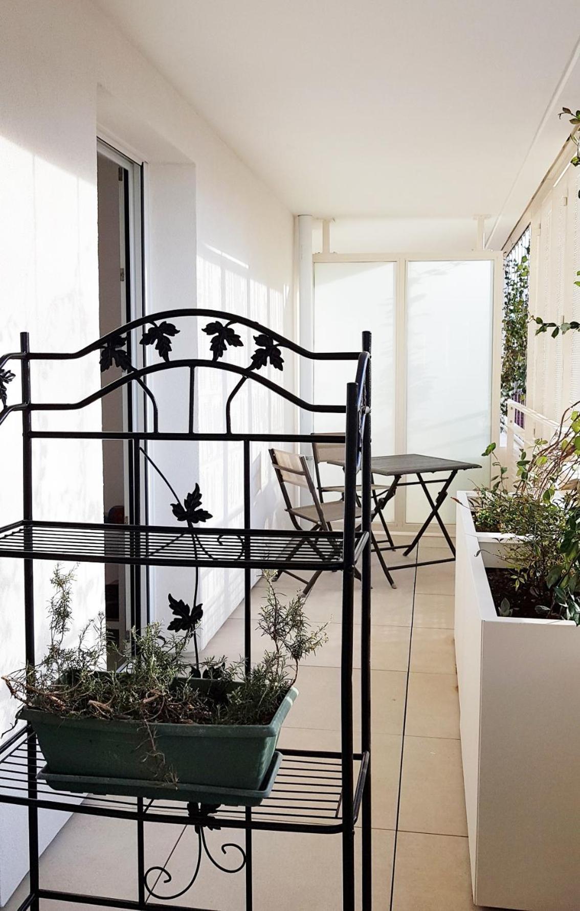 Appartement Centre Ville Beaux Arts 2 Personnes Calme Et Confort Montpellier Exterior foto